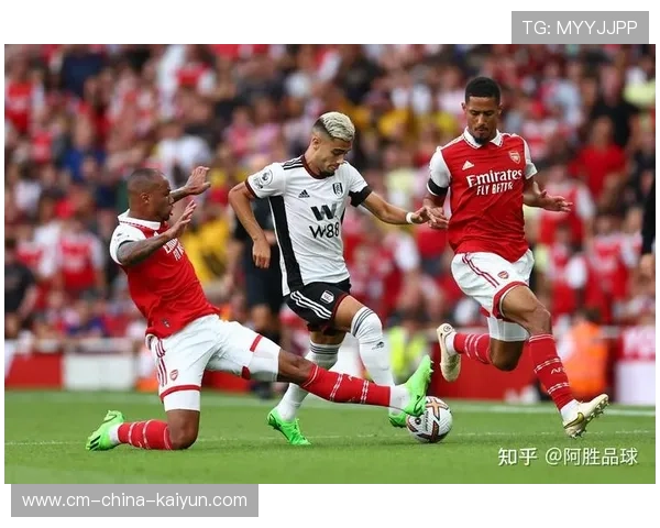 国米四连胜不败，紧随拜仁与阿森纳，在欧冠小组赛中独占鳌头，国米和阿森纳底蕴