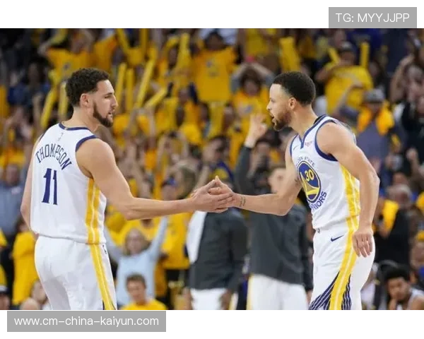 勇士库里缺阵仍赢31分！替补群末节轰塌步行者